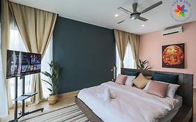 Private Studio In Bungalow By Lilyandloft